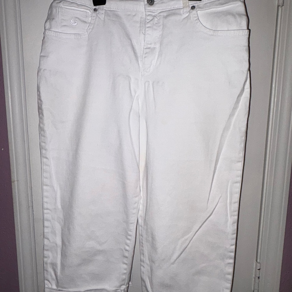 Gloria Vanderbilt Women's Straight Leg White Jeans